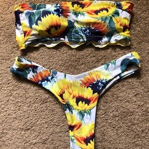 Sunflower bikini - never used
